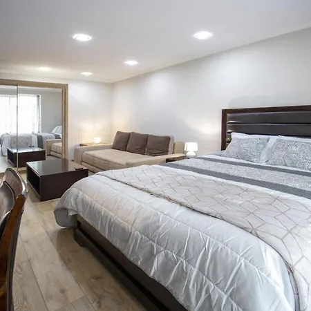 Appartamento Coresi Rezidence & *