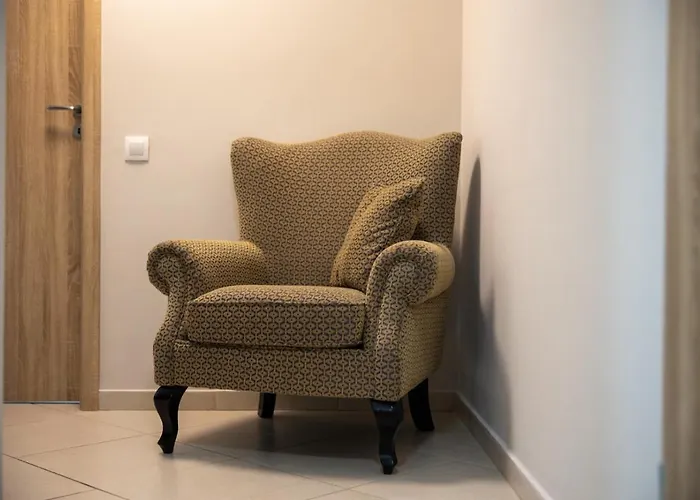 Coresi Rezidence & *