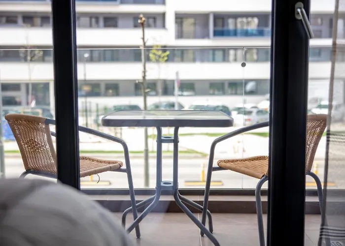 Coresi Rezidence & Apartment *